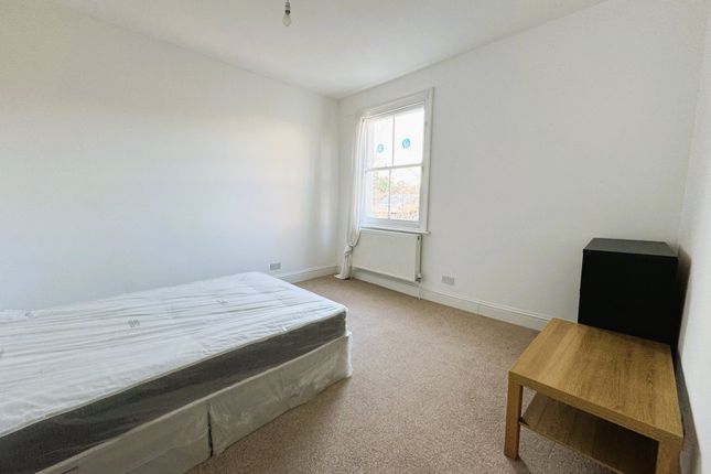 Terraced house to rent in Clive Road, London