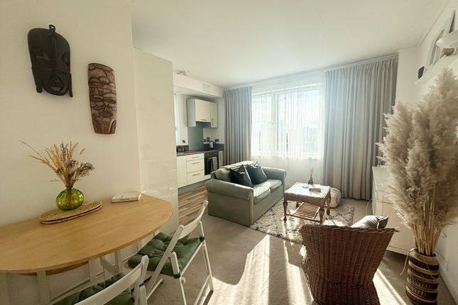 Flat 53, MIDDLESBROUGH photo 2