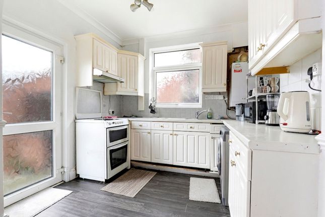 32 Wimbledon Road, Nottingham photo 4