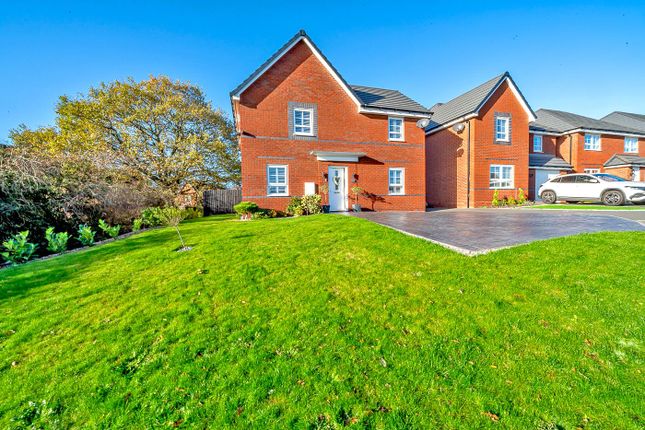 43, Dawes Way, Cannock photo 4