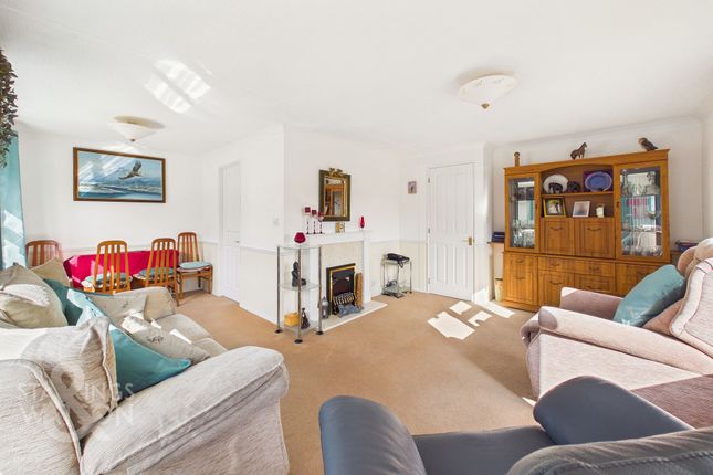 5 Waveney Park Stuston Road, Diss photo 4