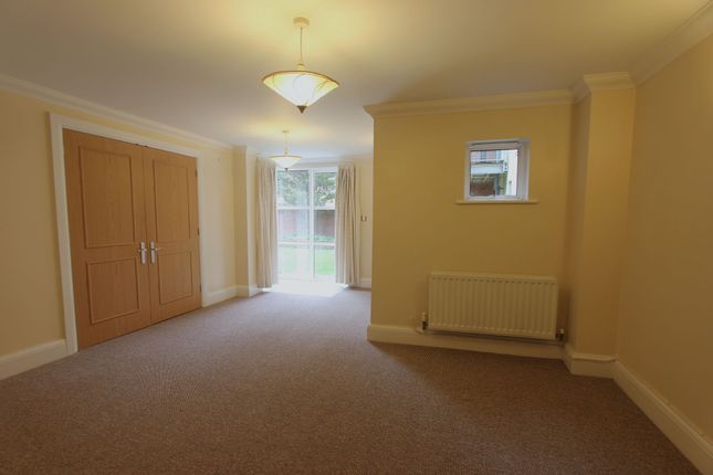 35 Silchester Place, Winchester photo 4