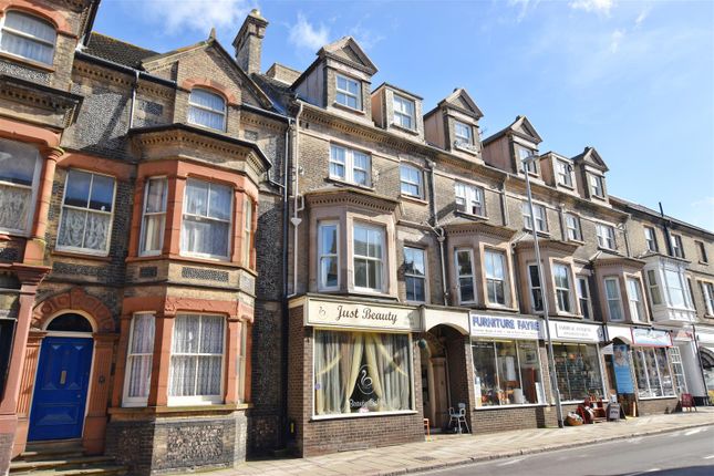 Thumbnail Room to rent in New Parade, Cromer