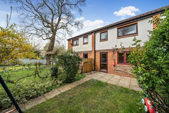 12, Mattock Close, Oxford photo 4