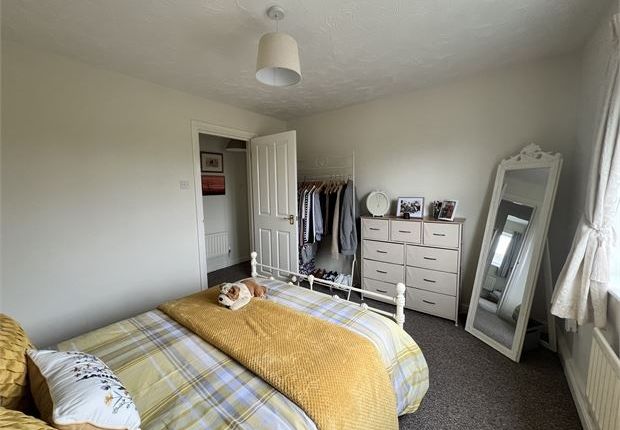 Flat to rent in Ash Way, Colchester, Essex.