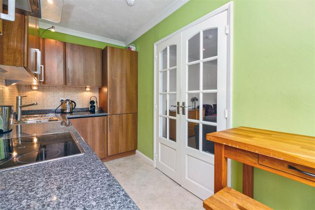 Flat 2, 83, Portland Road, Worthing photo 4