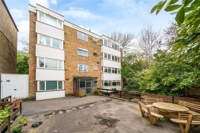 Flat for sale in London Road, London