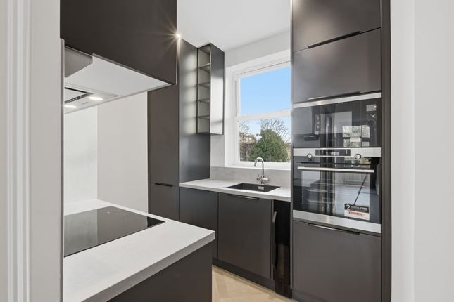 79 The Vale Flat B, London photo 3