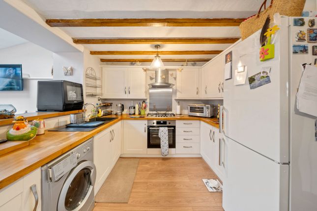 6 Winwick Lane, Warrington photo 4