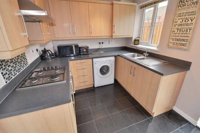 Town house to rent in Lavender Mews, Castleford