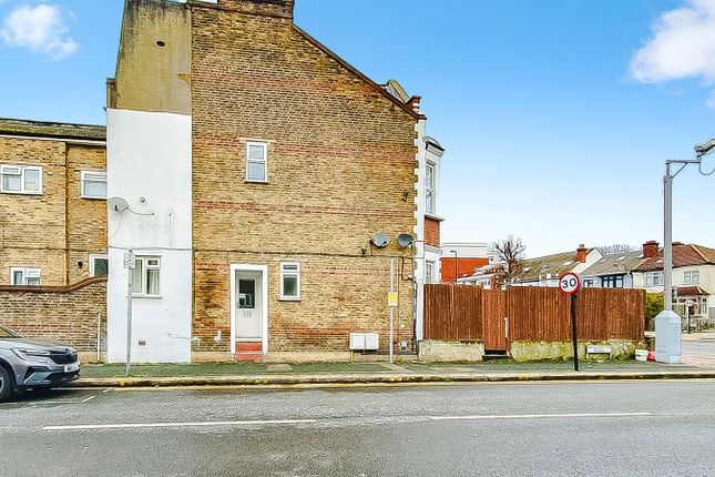 671b,, London Road, Surrey photo 2