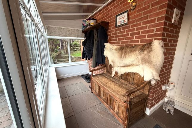 33, Craggon Drive, Chesterfield photo 2