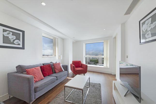 Thumbnail Flat to rent in Talisman Tower, Canary Wharf