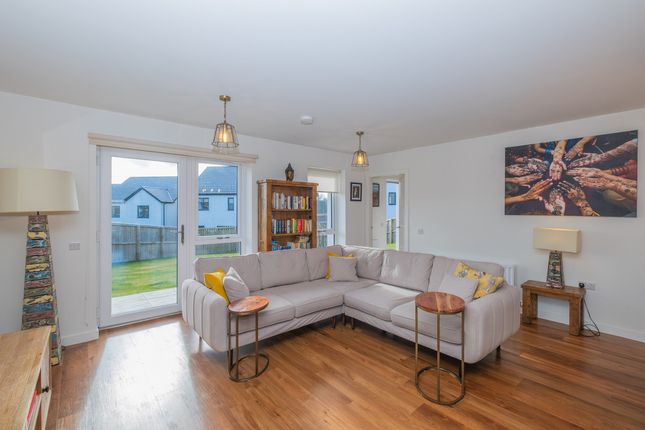 11, Elm Drive, Blairgowrie photo 3