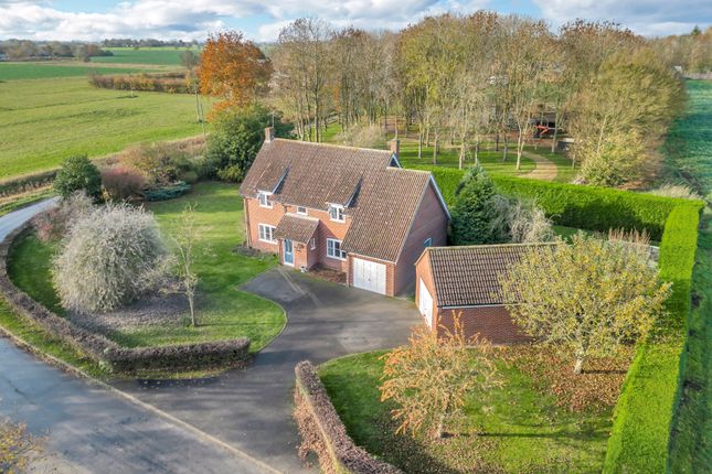 Forge Cottage, Daisy Green, Bury St. Edmunds photo 4