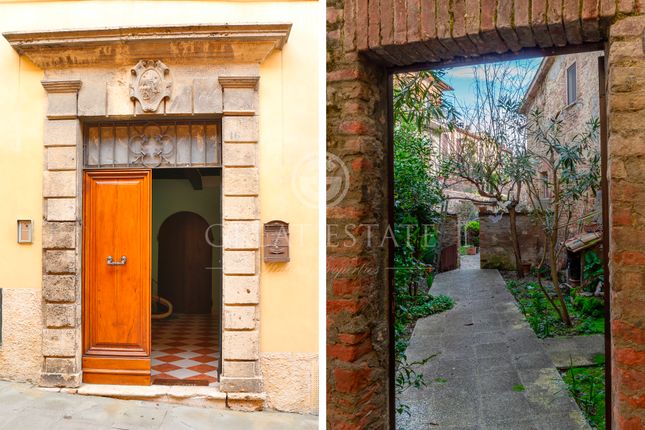 Duplex for sale in Chiusi, Siena, Tuscany