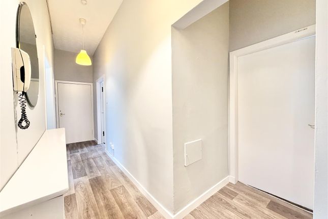 0-2, 10, Woodside Walk, Hamilton photo 4