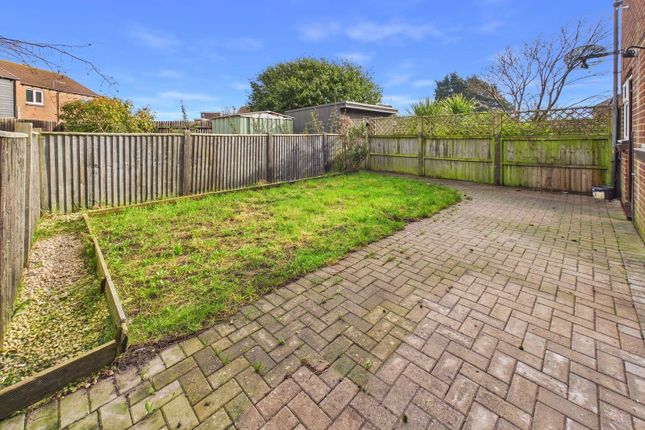 62, Parklands, Shoreham-by-sea photo 3