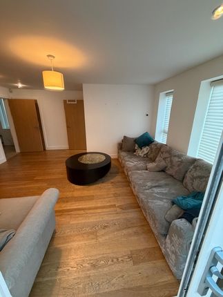 1, Claremont Avenue, Manchester photo 4