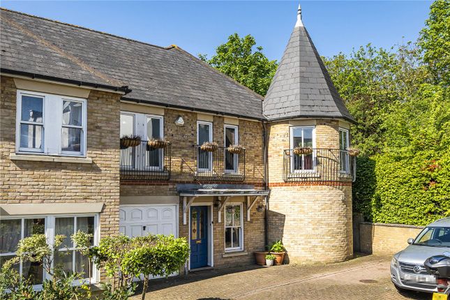 End terrace house for sale in Sussex Mews, London