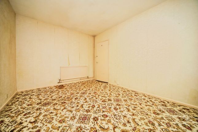 6, Chestnut Close, Stowmarket photo 4
