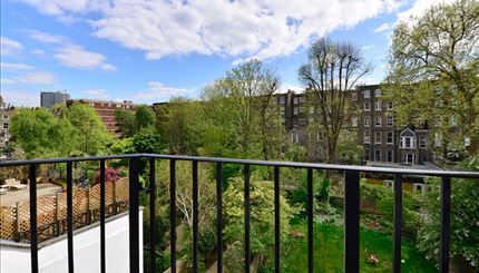 Thumbnail Flat to rent in Somerset Court, Lexham Gardens
