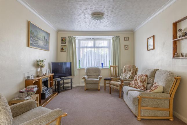 33, Whitstable Road, Faversham photo 4
