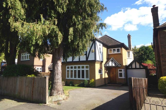 Thumbnail Detached house to rent in Park View, Pinner