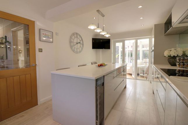 26, Walburton Way, Waterlooville photo 4