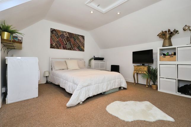5, Walton Road, KIDDERMINSTER photo 4