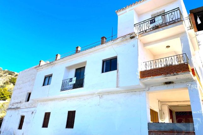 Thumbnail Town house for sale in Canillas De Aceituno, Andalusia, Spain
