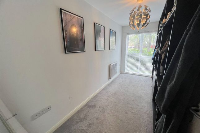 Flat for sale in Lowes House, Rodney Drive, Woodley