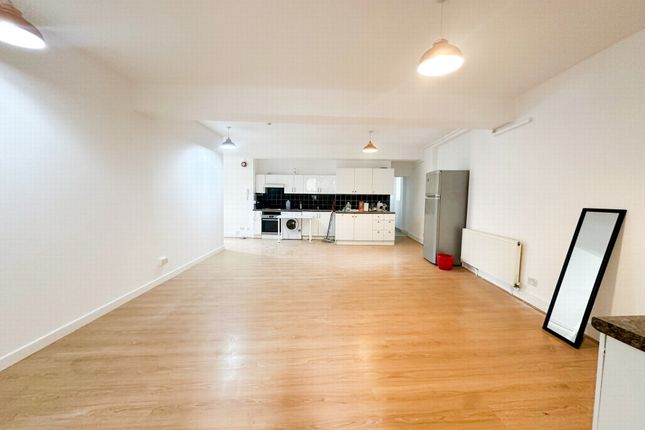 Thumbnail Flat to rent in Millers Terrace, Dalston