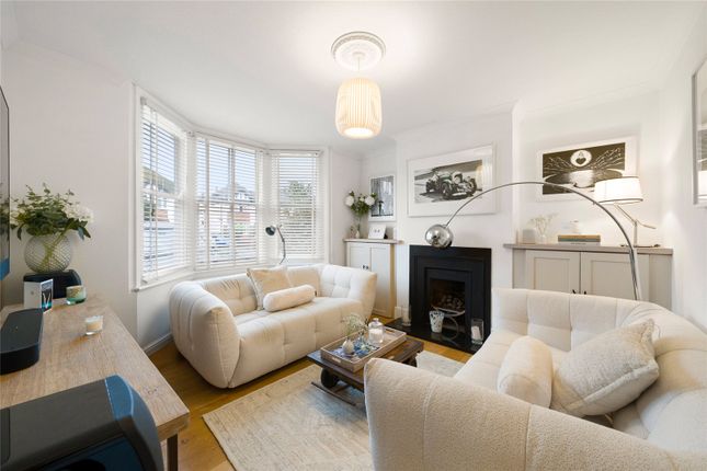 22, Freelands Road, Cobham photo 2