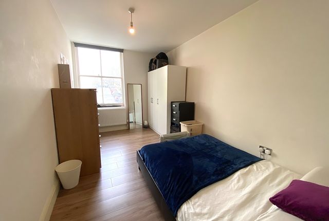 Flat to rent in Western Road, Hove, East Sussex.
