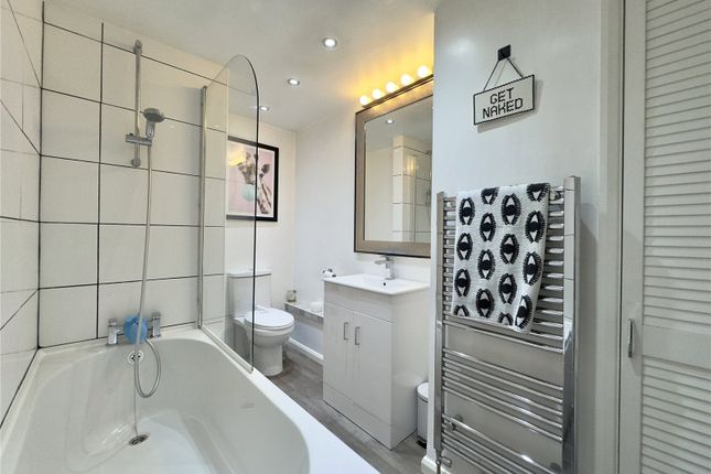 5 Malt Shovel Cottages,, Station Road, Dartford photo 3