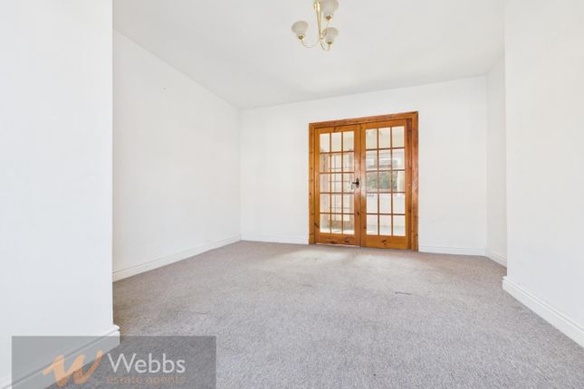 74, Glastonbury Crescent, Walsall photo 2
