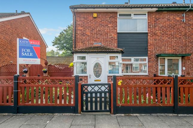 Thumbnail Town house for sale in St. Bartholomews Close, Armely, Leeds