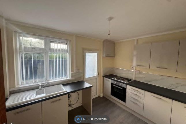Rhyddwen Road, CraigCefnParc, Swansea photo 3