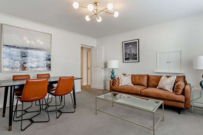 Flat 6, London photo 3