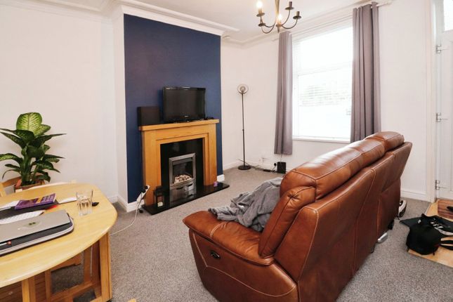 31, Eggleston Street, West Yorkshire photo 2