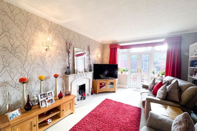 13, Westward Ho, Grimsby photo 3