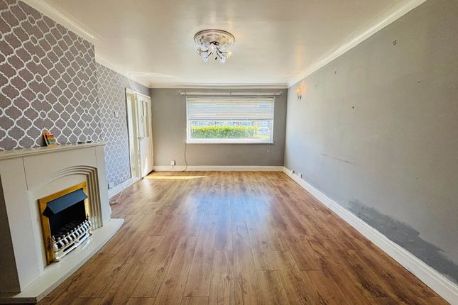 39, Milbrook Crescent, Liverpool photo 3