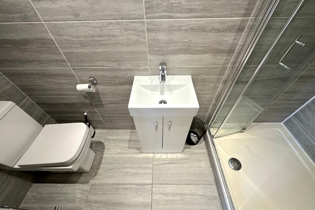 168 Wheatsheaf Close, Wheat Sheaf Close, Isle of Dogs photo 5
