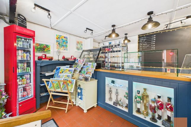 Martina's, Vicarage Road, St. Agnes photo 4
