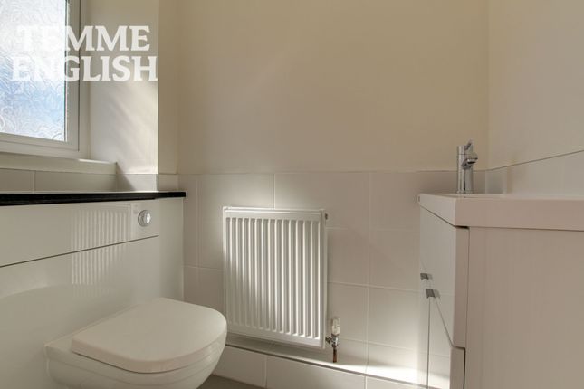 5 Creeksea Crescent, Wickford photo 5