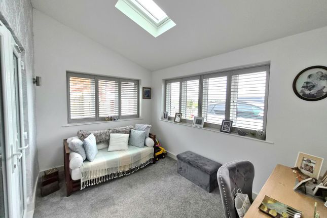 4, 502a, Garston Park, Weymouth photo 4