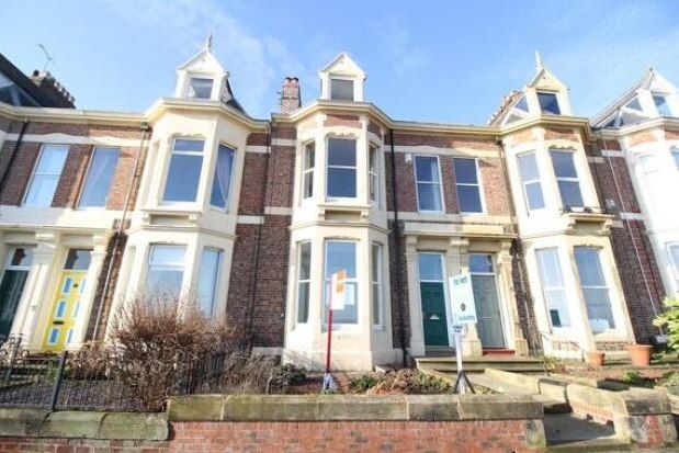 Thumbnail Flat to rent in 32 Beverley Terrace, North Shields