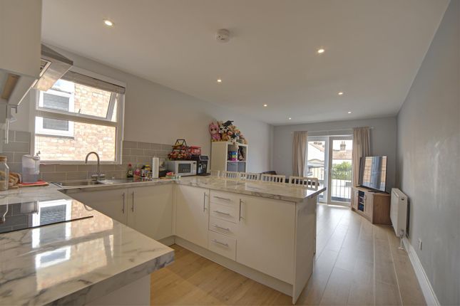 Flat 1, 51, Upper Wickham Lane, Welling photo 2