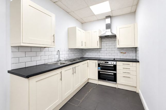 80 High Street, Bideford photo 3
